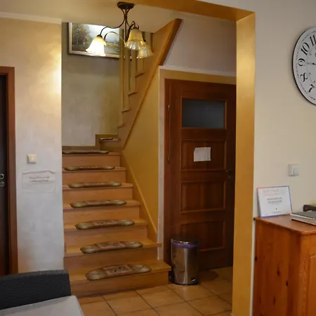 Lantgård Stajnia Grudki Energylandia Zator